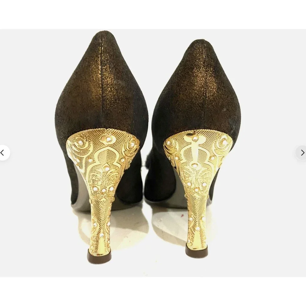 Mariani Studio Bronze Metallic Pumps Womens 7.5 Mink Fur Pom Accent Heels Shoes